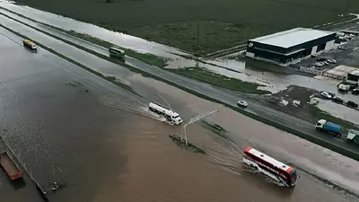 Ruta inundada Ruta inundada
