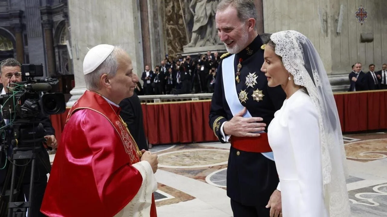 Papa León XIV, el rey Felipe VI y la reina Letizia