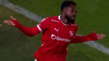 Video: el golazo de Álvaro Ángulo para Independiente vs Boca en La Bombonera