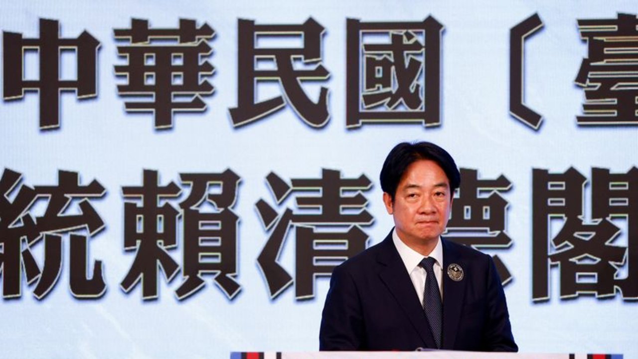 El presidente de Taiwán ofrece la paz a China, pero dice que la isla debe reforzar sus defensas