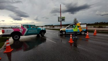 Inundaciones: encontraron a la tercera víctima fatal y buscan a dos hombres