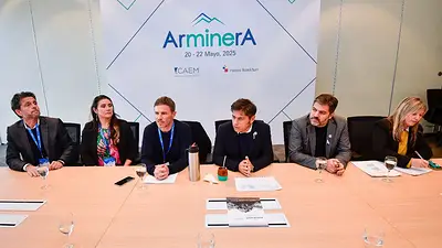 Minería, industria y Estado: Kicillof se reunió con empresarios del sector para avanzar en proyectos de trabajo Minería, industria y Estado: Kicillof se reunió con empresarios del sector para avanzar en proyectos de trabajo