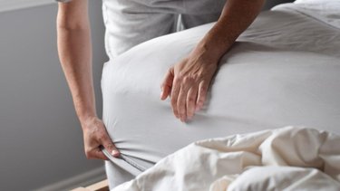 Qué significa hacer la cama apenas te levantás, según la psicología