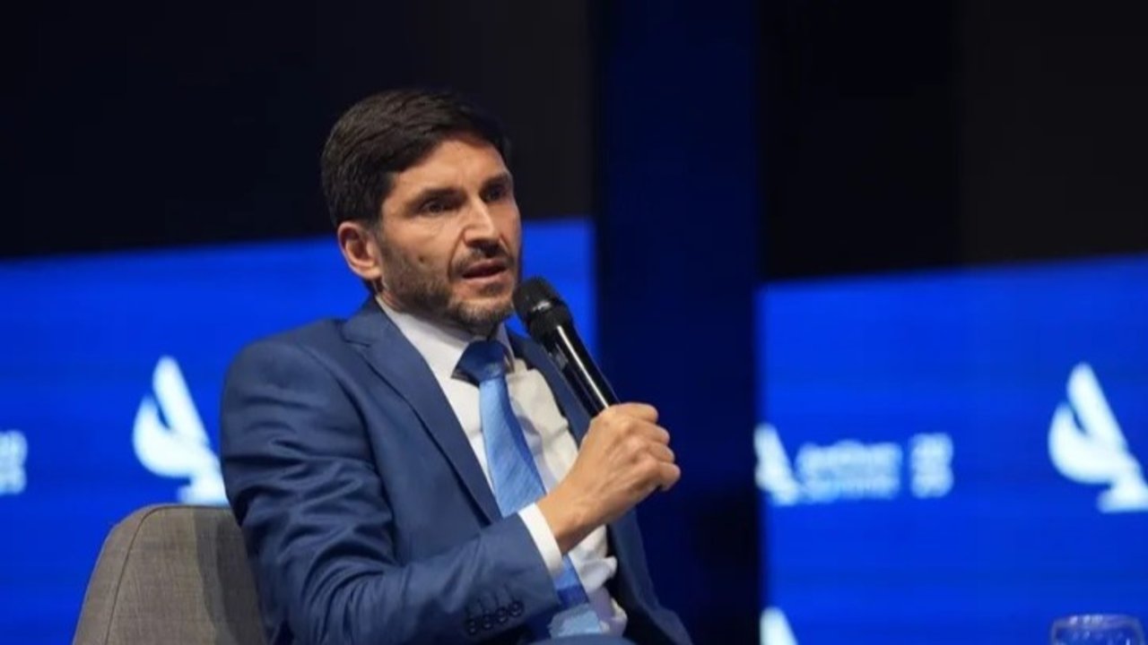 Pullaro justificó a Milei por su defensa a los evasores de impuestos: "Economías legales que tienen informalidad"