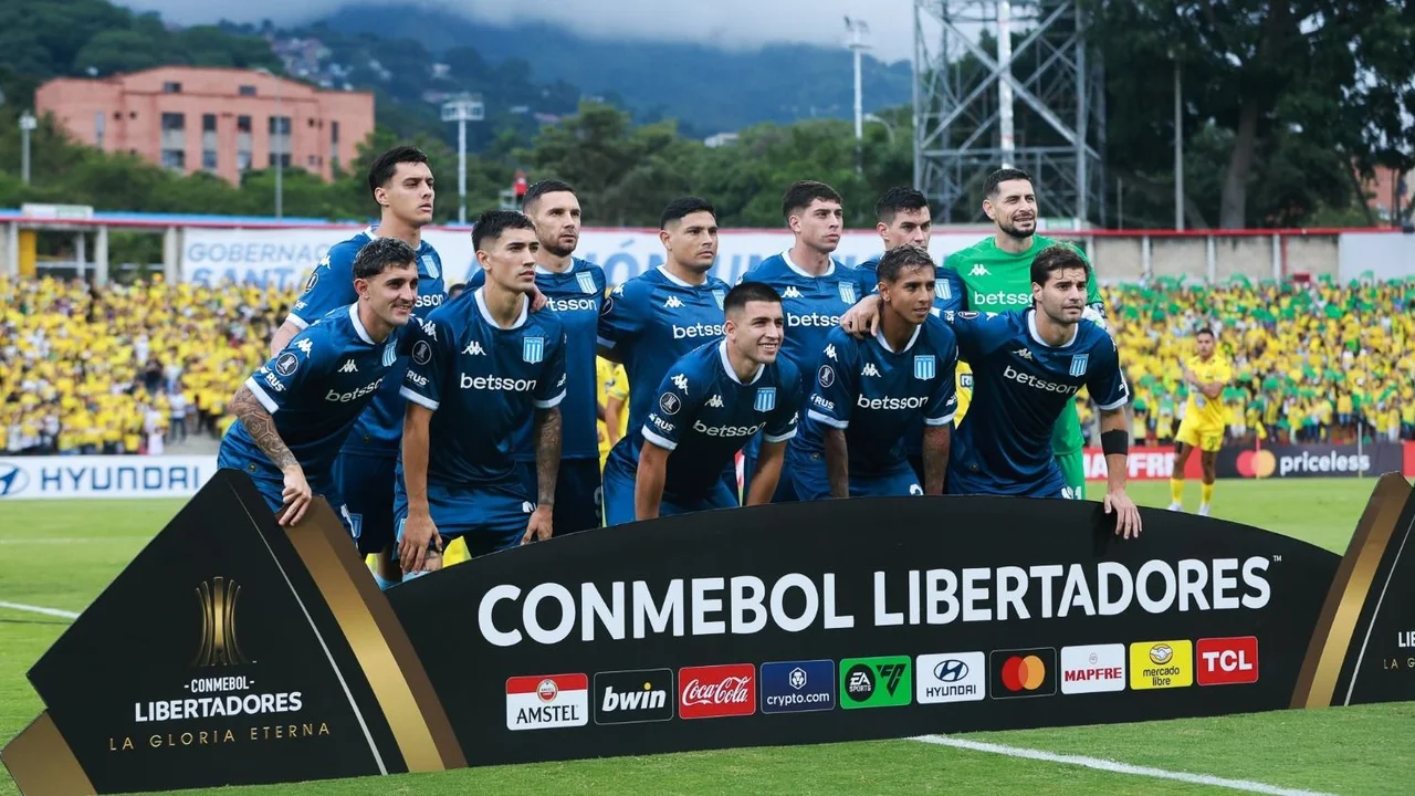 Gustavo Costas, Diego Milito, Copa Libertadores, Racing, refuerzos, mercado de pases