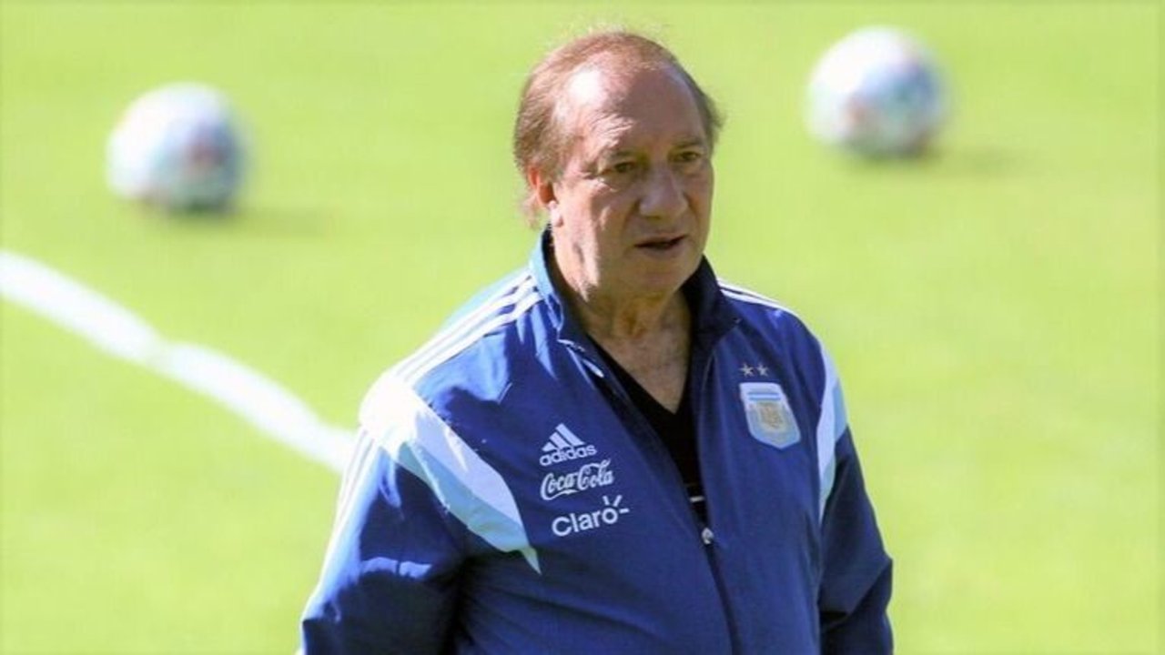 La emocionante reaparición de Carlos Bilardo: "El mejor de la historia"