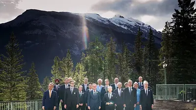 Líderes financieros del G7 intentan restar importancia a disputas arancelarias y alcanzar consenso Líderes financieros del G7 intentan restar importancia a disputas arancelarias y alcanzar consenso