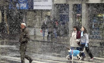 Una "bomba de frío" llegó a Argentina y nevará en estas ciudades | Clima