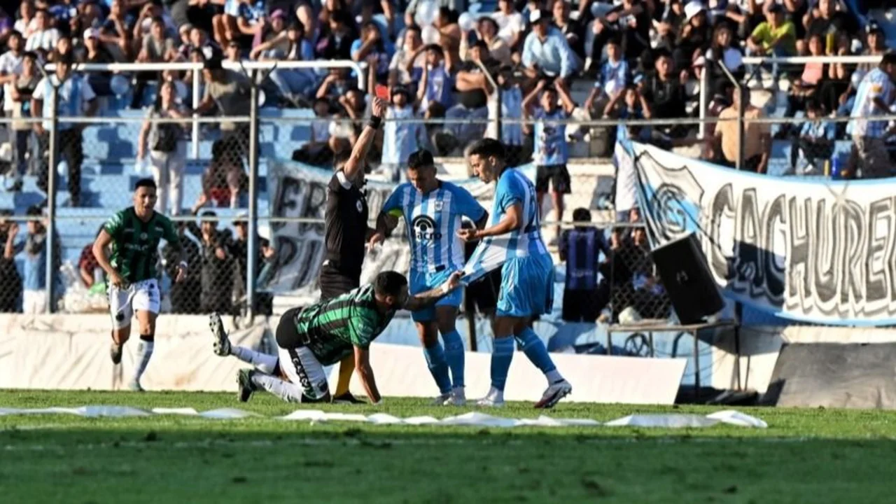 Fútbol argentino, Ascenso, Nueva Chicago, AFA, Primera Nacional