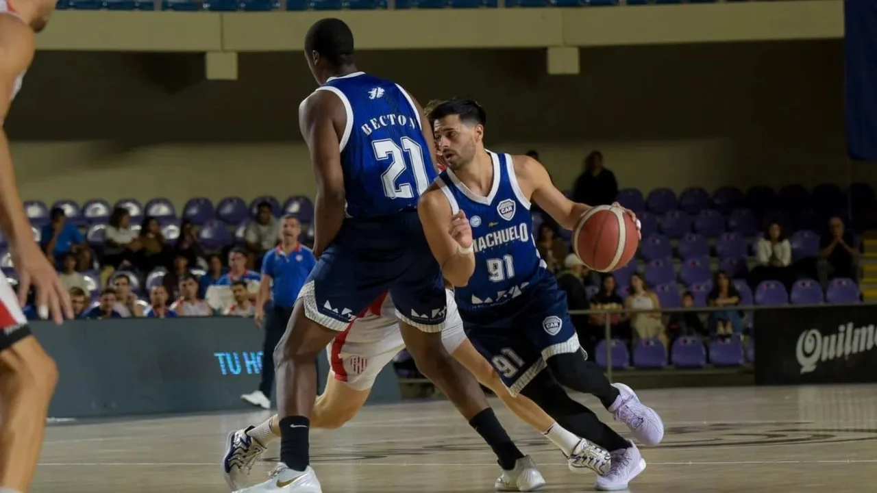 Básquet en La Rioja: el equipo local Riachuelo se enfrentará a Unión en los playoffs de la Liga Nacional