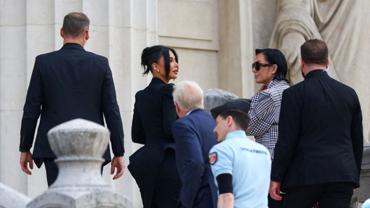 Un tribunal de París condena a los ladrones que robaron joyas a Kim Kardashian
