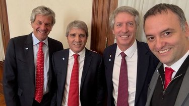 Mega blanqueo: sin dólares, no hay decisión