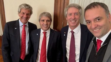 Mega blanqueo: sin dólares, no hay decisión