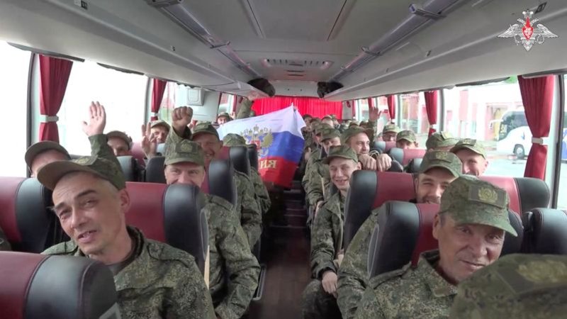 Rusia y Ucrania completan su mayor canje de prisioneros