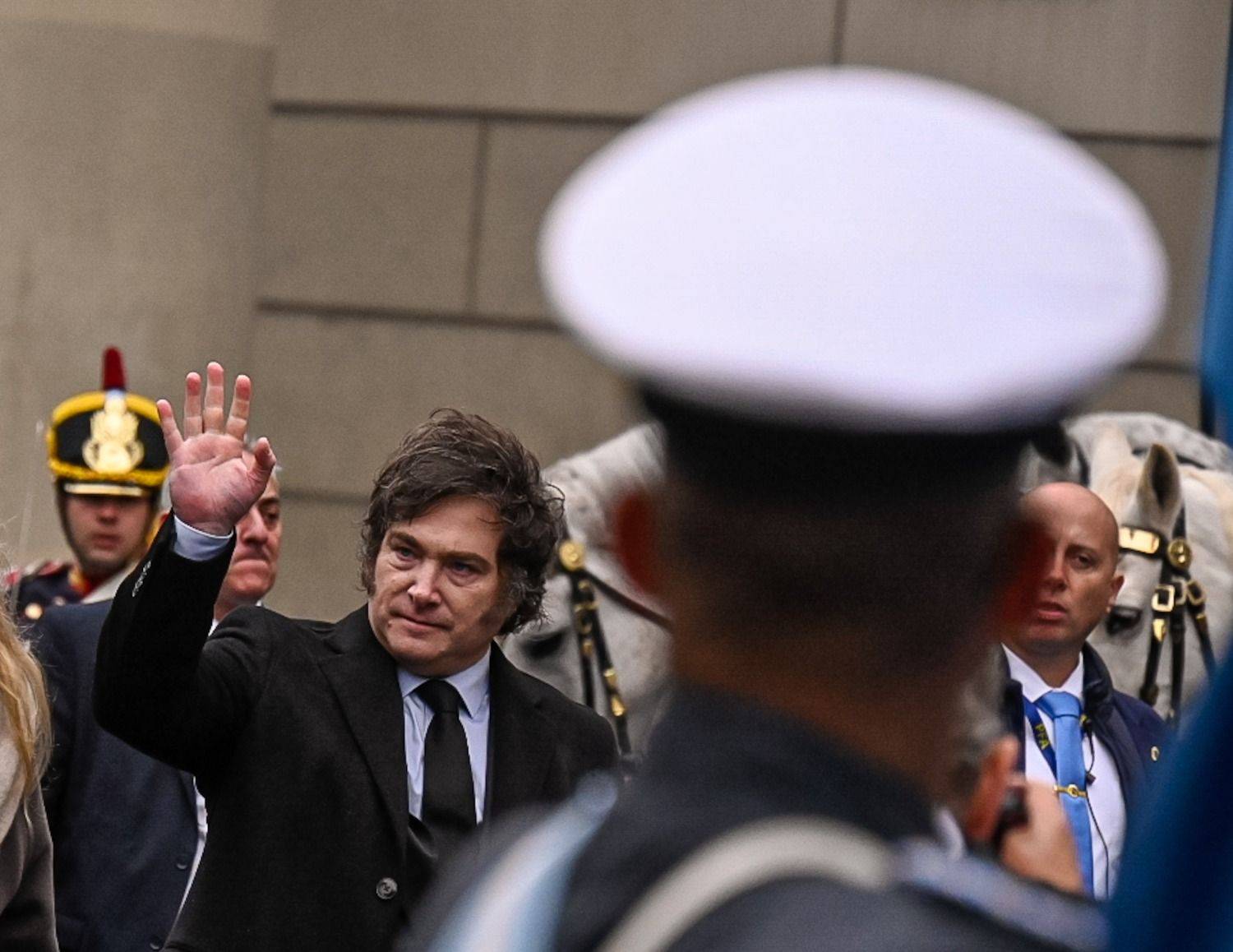 Milei encabezará el acto de traslado del sable corvo de San Martín | Santa fe