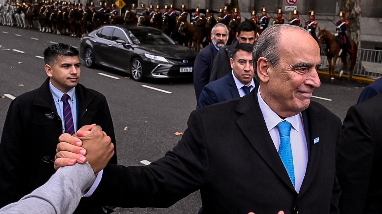 Francos: se enviará al Congreso la semana próxima el proyecto de dólares en el colchón
