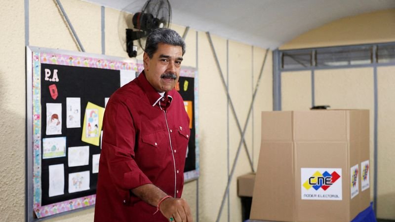 Oficialismo de Venezuela mantiene control del Parlamento en medio de la división de la oposición