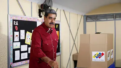 Oficialismo de Venezuela mantiene control del Parlamento en medio de la división de la oposición Oficialismo de Venezuela mantiene control del Parlamento en medio de la división de la oposición