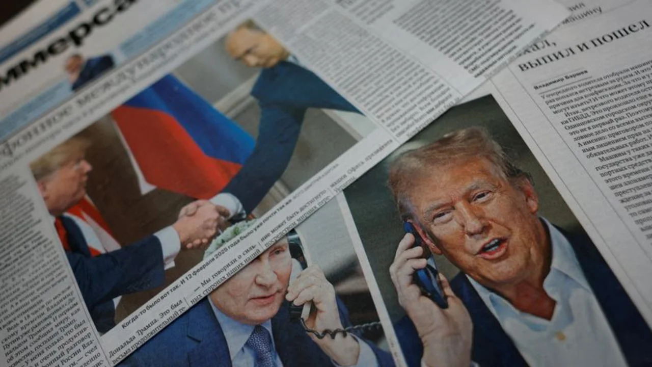 Trump dice que Putin se ha vuelto "completamente loco" y estudia más sanciones a Rusia