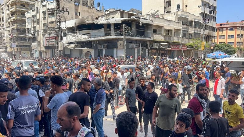 La fundación respaldada por EEUU empieza a operar en Gaza mientras ataques israelíes matan a decenas
