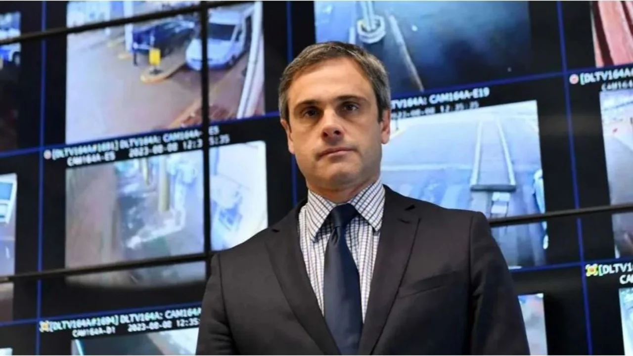 Guillermo Michel criticó el modelo de Milei: “¿La verdadera libertad es tener poder adquisitivo o poder blanquear 50 mil dólares?”