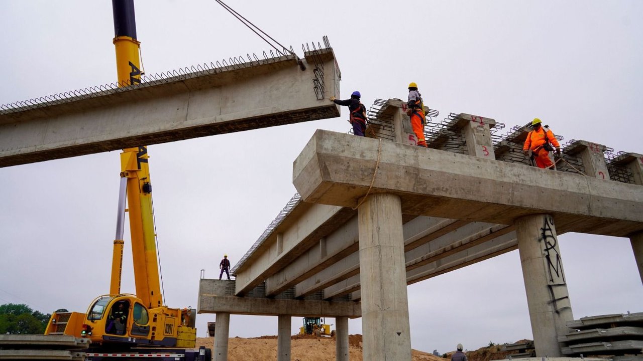 Obra de la autopista Presidente Perón