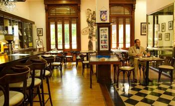 Eliminan la concesión de Un café con Perón: "Quedan 30 familias en la calle" | Peronismo