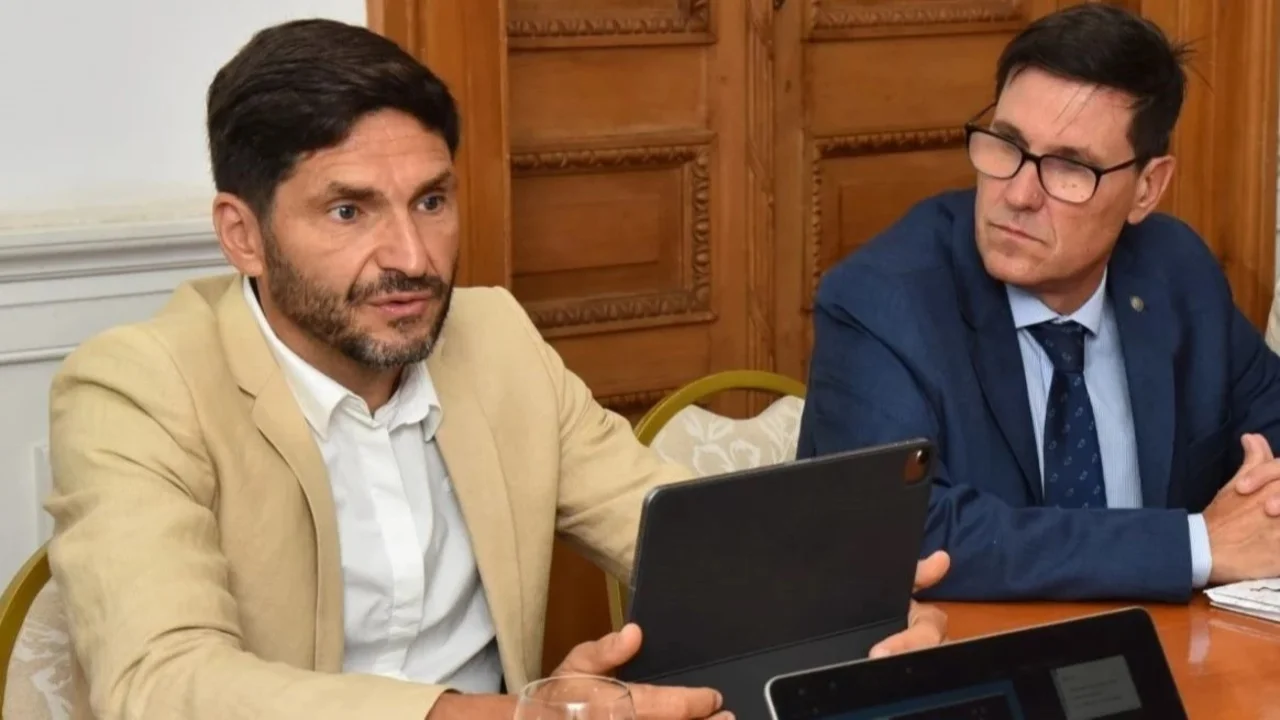 Nuevo ataque del gobierno de Pullaro a los docentes y gremios: "Responsabilidades para asumir los cambios"