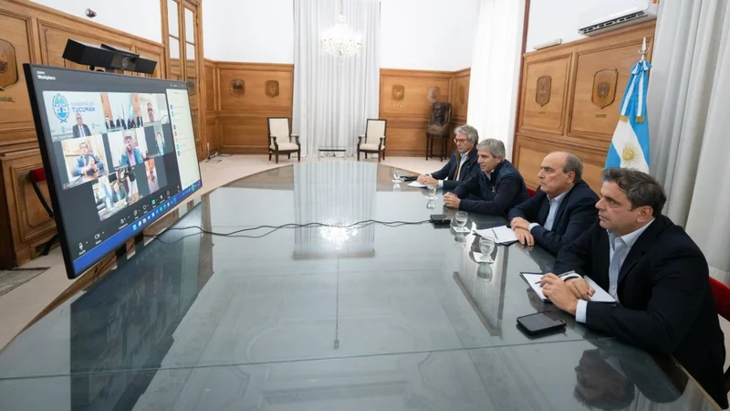 Francos se reunió con gobernadores para explicarles el blanqueo Francos se reunió con gobernadores para explicarles el blanqueo