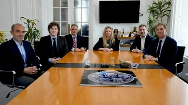 Alianza PRO - LLA y la avenida del medio: negociaciones contrarreloj al borde del cierre de listas en PBA