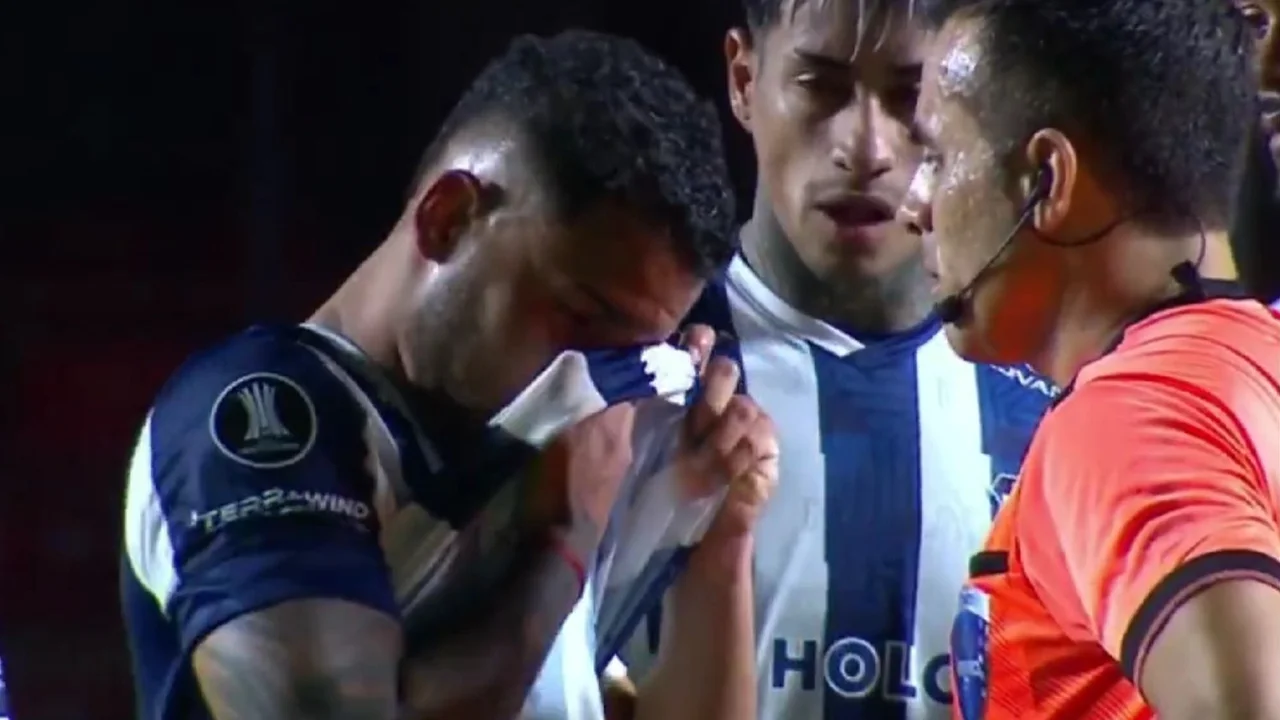 Escándalo en Brasil: un jugador de Talleres denunció racismo de un rival