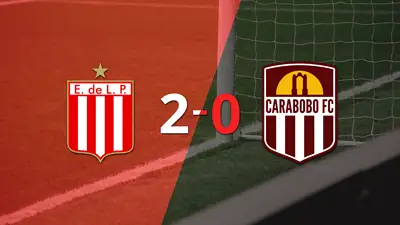 Estudiantes celebró una victoria 2-0 sobre Carabobo Estudiantes celebró una victoria 2-0 sobre Carabobo