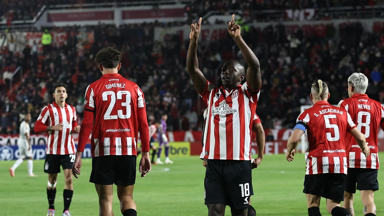 Estudiantes ganó de local y clasificó primero en la Copa Libertadores