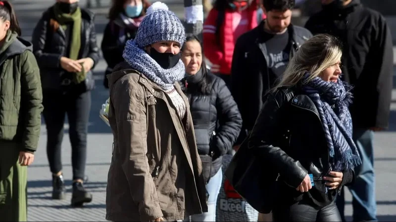 Comenzó la ola polar en La Rioja y se conocieron imágenes de la provincia nevada: hasta cuándo sigue el frío