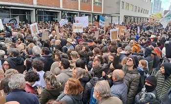 Miles de científicos protestaron contra el ajuste de Milei: "Cientificidio" | Ajuste