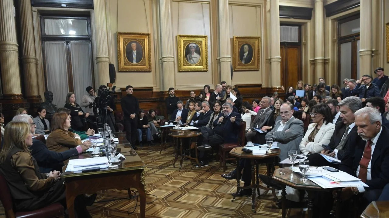 El Senado ya debate la reforma de la Corte y la AGN
