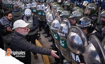 Milei financia la represión con el ajuste al Garrahan y a la ciencia | Ajuste