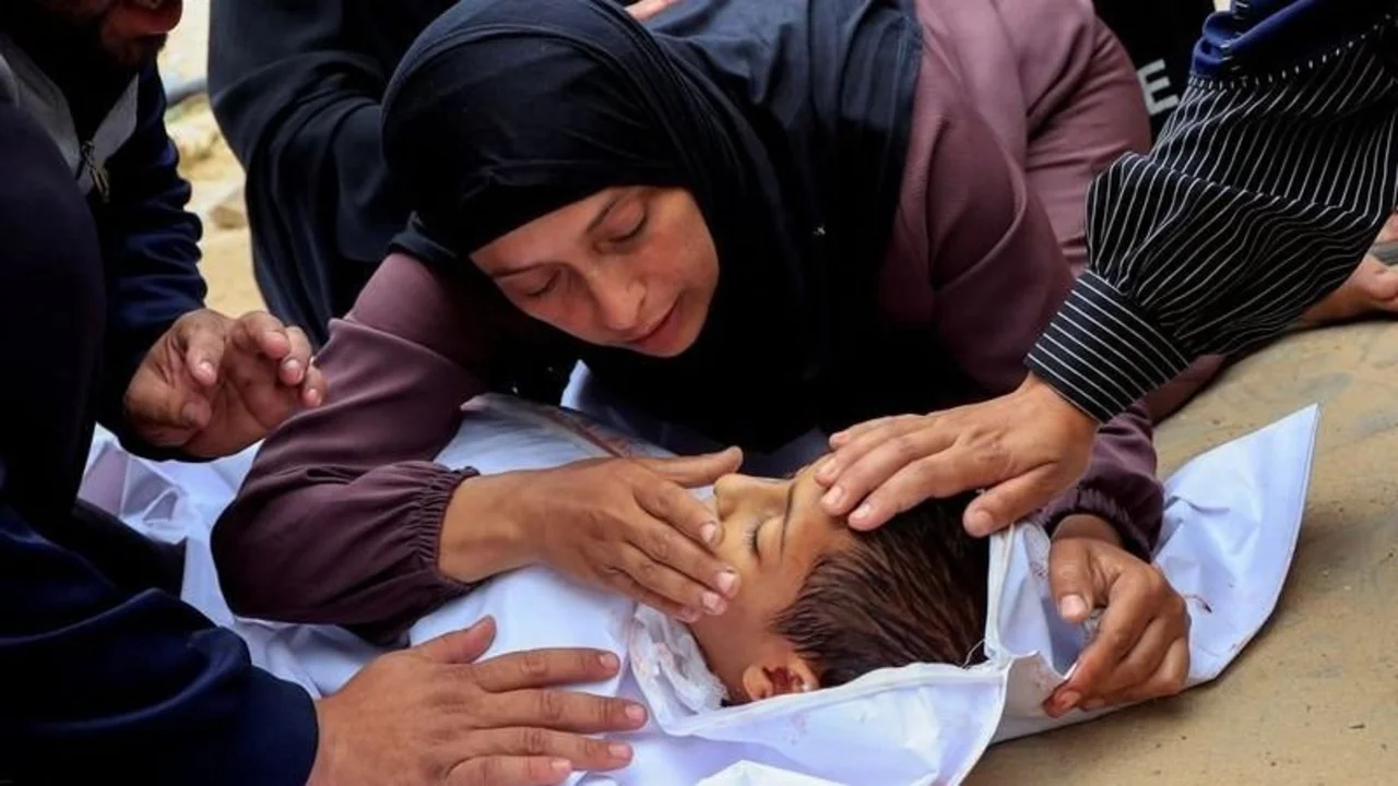 El duro testimonio de un médico cirujano en Gaza: "Ningún combatiente, niños de 6 años y embarazadas"