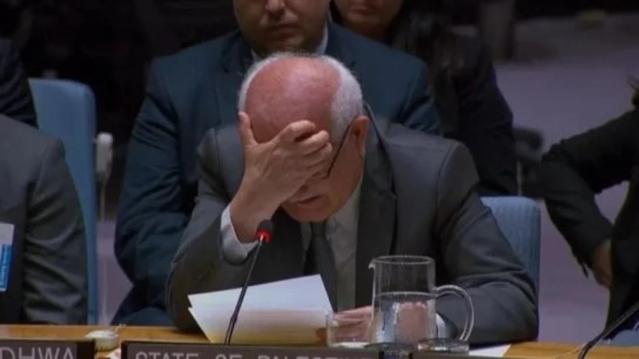 El representante de Palestina ante la ONU rompe a llorar al hablar sobre Gaza: "Esto es insoportable"