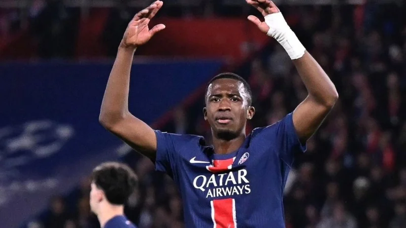 Willian Pacho: edad, altura y nacionalidad del futbolista