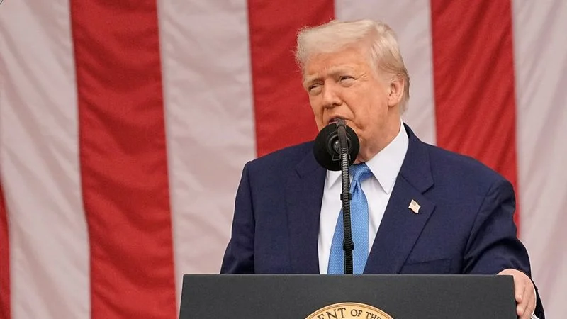 La presión aumenta sobre un Trump reticente a imponer sanciones a Rusia