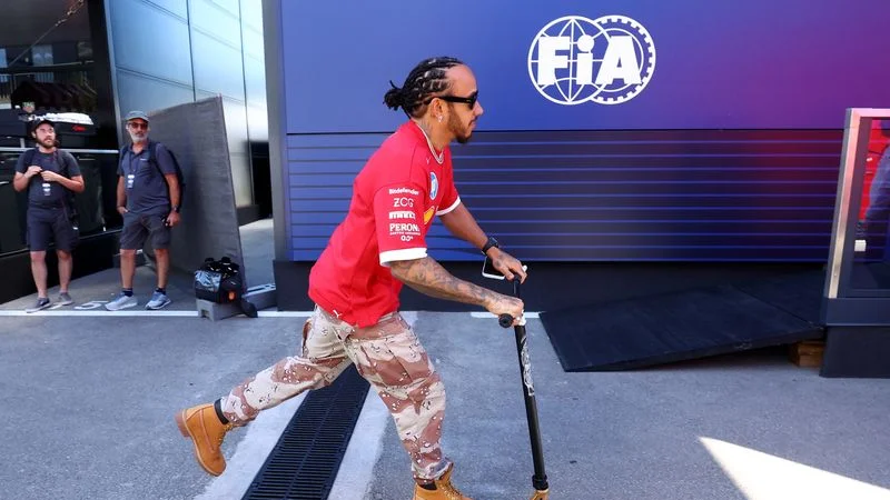 Hamilton dice que rumores sobre roces con su ingeniero de carrera son sólo "ruido"