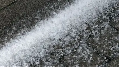 Qué es el graupel que podría caer en Buenos Aires en las próximas horas. Por qué podría caer graupel luego de la llegada de la ola de calor en Buenos Aires. Qué es el graupel que podría caer en Buenos Aires en las próximas horas. Por qué podría caer graupel luego de la llegada de la ola de calor en Buenos Aires.