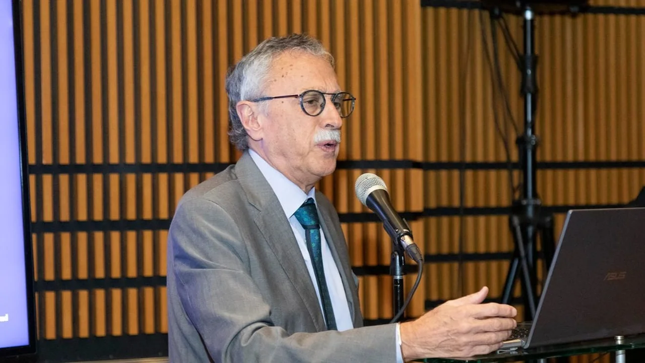 La Justicia imputó al ministro de Salud Lugones por "abuso de autoridad" en el Garrahan