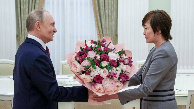 Putin elogia a Abe, dice que difunto primer ministro japonés quería un tratado de paz