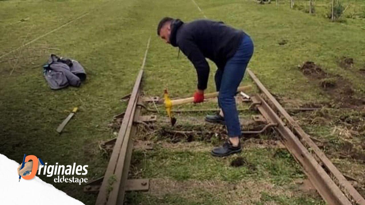 El guardián de las vías: fue despedido en los noventa y hace 20 años mantiene el riel abandonado para cuando el tren vuelva a General Belgrano
