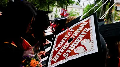 Las universidades buscan atraer a estudiantes de EEUU en medio de las medidas represivas de Trump Las universidades buscan atraer a estudiantes de EEUU en medio de las medidas represivas de Trump