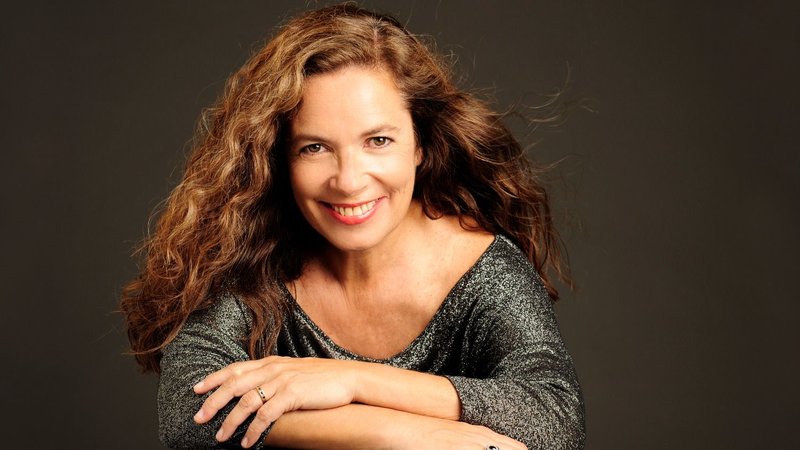 Sandra Mihanovich.