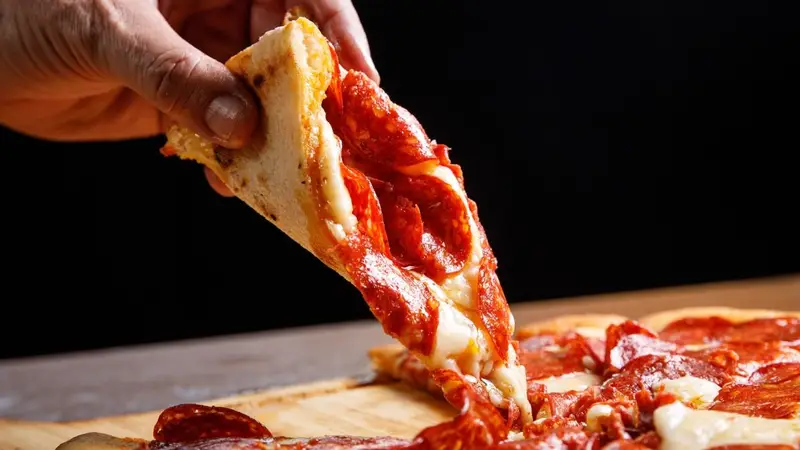 pizza, pizzas, porción de pizza, borde de la pizza pizza, pizzas, porción de pizza, borde de la pizza