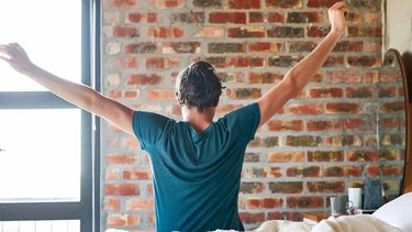 Los 3 hábitos que seguro practicás a la mañana y que arruinan tu salud en silencio, según expertos